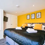 Apartment 1 - The Crescent