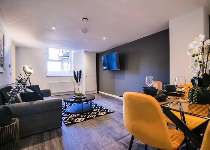 Apartment 1 - The Crescent